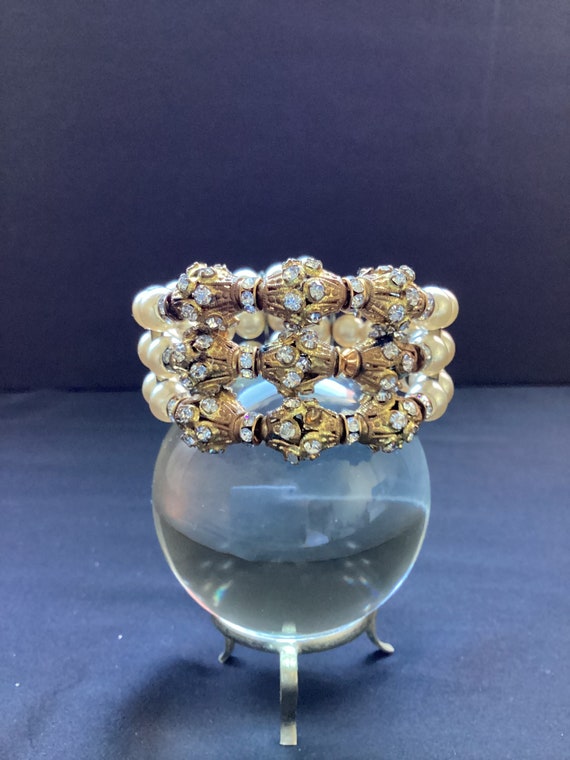 Gilt Gold Hollywood Regency Statement Bracelet