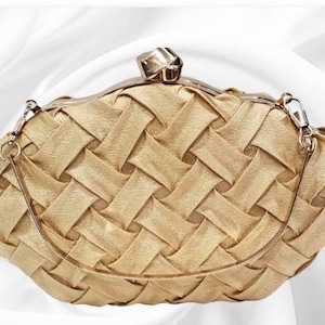 Elegant Gold Woven Evening Clutch Bag | Wedding Party Purse with Handle | Metallic Gold Handbag for Formal Events