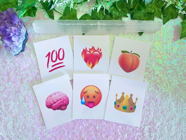 Emoji Oracle Deck Fun Printable Digital Tarot Deck Divination Twin Flame, Soulmate, Karmic