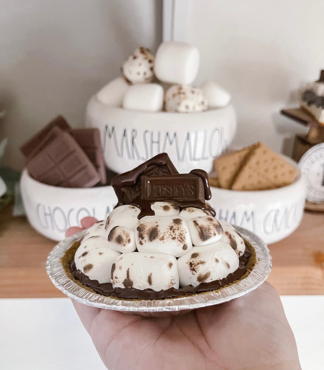 Faux Mini S'mores Pie, Fake S'mores Pie, Fake Pie Display, S'mores ...
