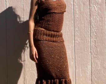 Gehaakte tweedelige outfit gouden cacao: handgemaakte glitterrok en top