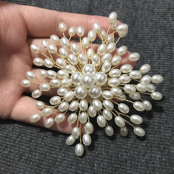 Handmade Pearl Brooches for Women Baroque Trendy Elegant Flower