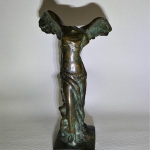Bronzesieg von Samothrake durch Jean Paul LE VERRIER (Sohn von Max Le Verrier)
