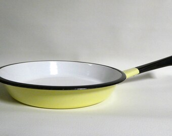 SÉRIE COMPLÈTE DE 6 Anciennes Casseroles Et Couvercles En Tôle Émaillée