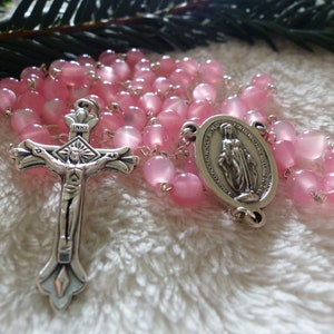 Pink mother-of-pearl bead rosary - Communion gift - Catholic rosary - Religious gifts - Rosary for girl -