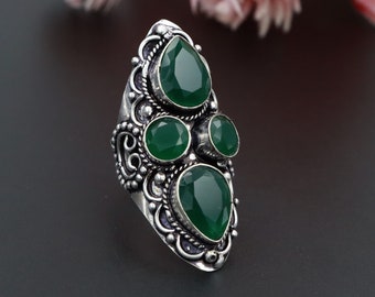 faceted Emerald ring\Sterling silver plated ring\Gemstone ring\Emerald Silver ring\Emerald jewelry\Ring for her\Fashionable ring
