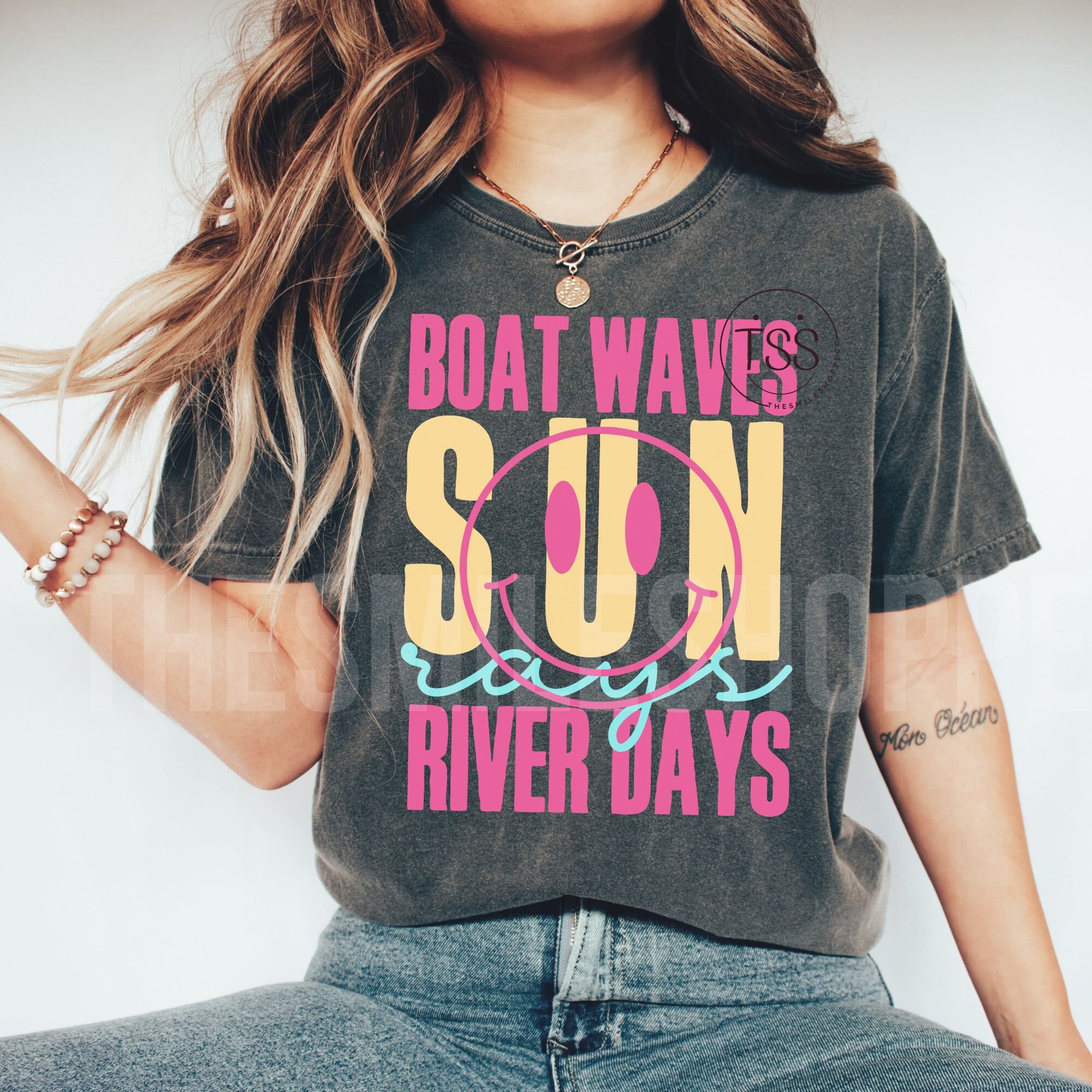 Boat Waves Sun Rays PNG: Distressed Smile Face (digital Download) - Etsy