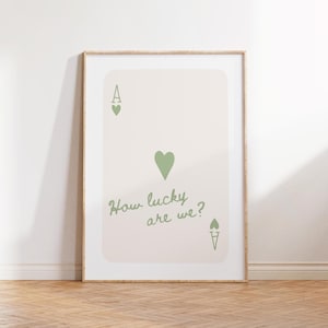 Qué suerte tenemos de imprimir Arte de pared de moda verde salvia Impresión de tarjeta Ace retro Decoración de pared de dormitorio Arte de pared estético femenino Decoración de apartamento universitario