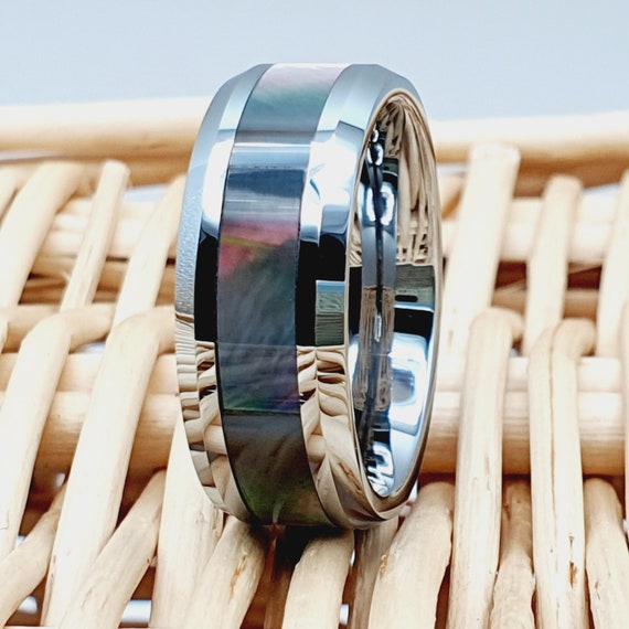 Shiny Polished Design Men Women 8MM Size 7 to 15 Special
