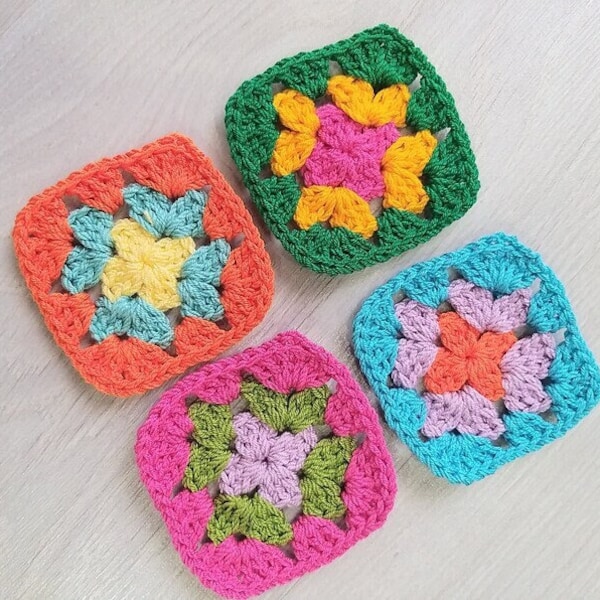 Mini Granny Square Pattern, Small Easy Crochet Granny Square Pattern