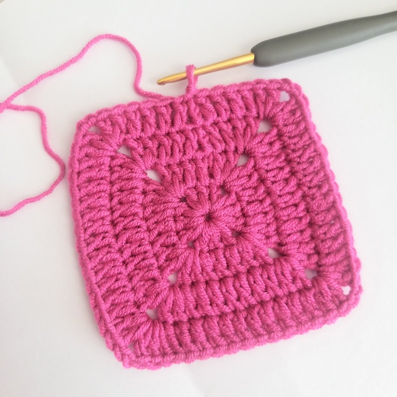 Easy Solid Granny Square Crochet Pattern, Beginner Blanket Motif - Etsy