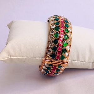 AHJ Real Kundan Jadau Kada Bangle Bracelet with Red White Green stone for Wedding Girl