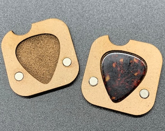 Guitar Pick Holder, Walnut Wood Pick Case, Guitar Pick Box, Plectrum Box, Guitar Player Gift, Gift for Dad, Personalized Fathers Day Gift