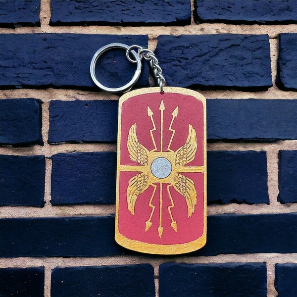Bemalter Legionärsschild-Schlüsselanhänger, Geschenk zum antiken Rom, historisches Geschenk für Freunde, einzigartiges und stilvolles Accessoire
