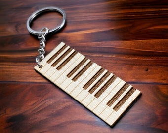 Piano Keyboard Keychain, Maple, Wooden Keychain, Musical Keychain, Musical Instrument, Music Gift, Personalized Gift, Engraved Keyring