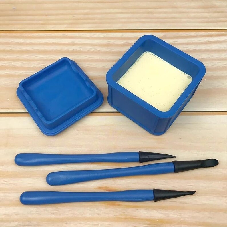 Plastic Gluing Toll Set, Silicone Brush With Glue Box Easy to Clean