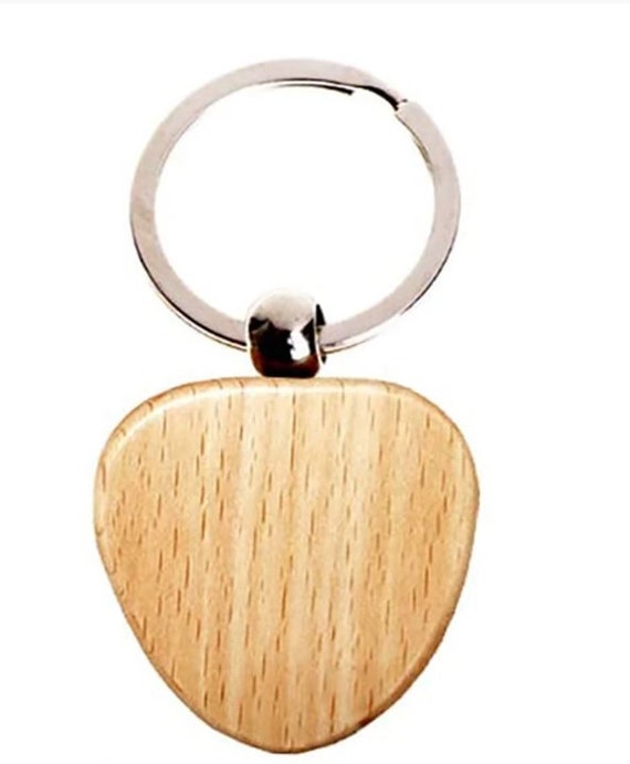 Llavero de madera grabada en blanco, llavero de madera con forma variada,  etiqueta de llave de madera sin terminar con anillo para bricolaje