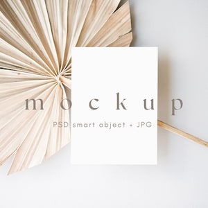 Maquette d'invitation de carte 5x7, maquettes de carte de mariage Boho, maquette de carte de voeux, maquettes de carte d'anniversaire, objet intelligent PSD + JPG