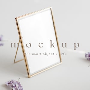 5x7 Gold Frame Mockup, Blank Floral Minimalist Mock up, Golden Reception Table Sign Mockup