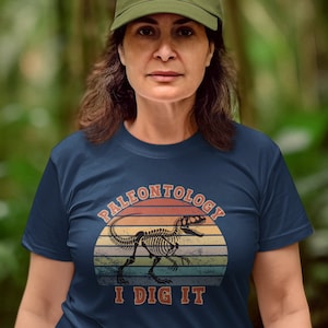 PALEONTOLOGY I DIG It Unisex Retro Style Tee shirt | Paleontologist shirt | Retro Dinosaur T Rex Design Paleontology T-shirt | Tyrannosaurus