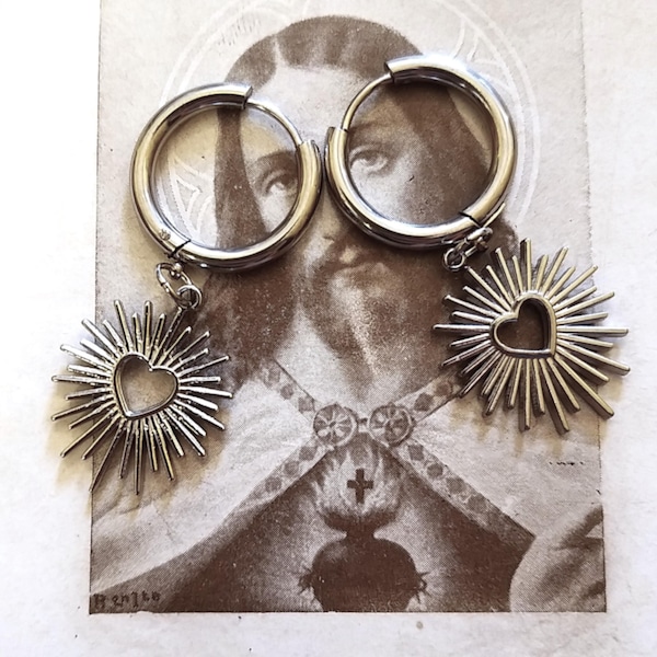 Sacred heart earrings, silver sacred heart earrings, Christmas gift for mom, votive jewelry