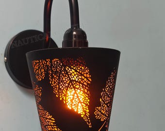 Messing Wandlampen Paar: Stecker in schwarze Mid-Century Wandlampen, einzigartige Leuchten für Schlafzimmer