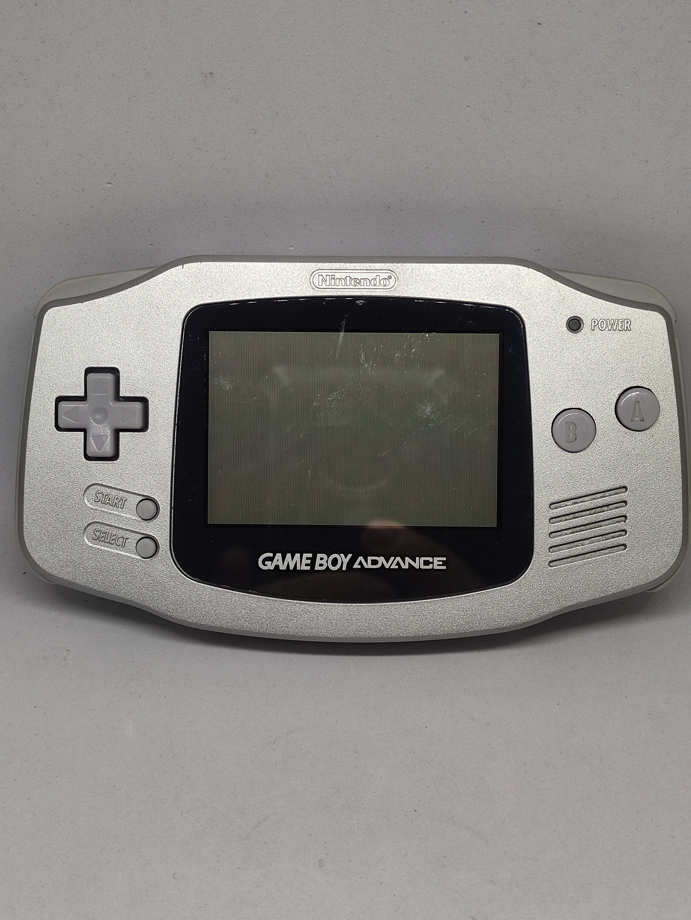 Game Boy Advance - Limited Edition Platinum