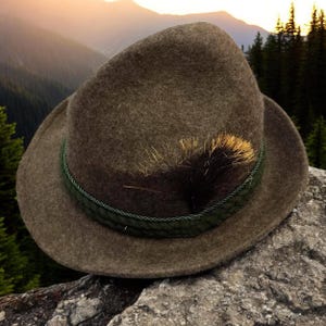 Traditional Fedora felt hat &quot;Wilhelm&quot; in brown with beard / made of 100% wool - perfect companion for mountain tours, hikes and leisure