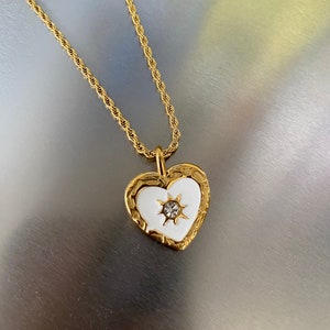 Gold Heart Pendant Necklace with Zircon Star Charm, Dainty Choker Necklace for Her, Anniversary, Bridesmaid, or Valentine&#39;s Gift