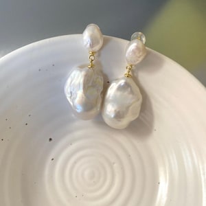 14K gouden vuurbal barokke pareloorbellen, echte gekweekte zoetwaterparels, handgemaakte bruidshuwelijkssieraden