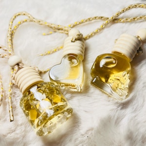 Luxury Car Fragrance Diffuser, Car Diffuser Gift New Car Air Freshener, Car Accessory Gifts, Car Perfume, Scented Air Freshener for Vehicles