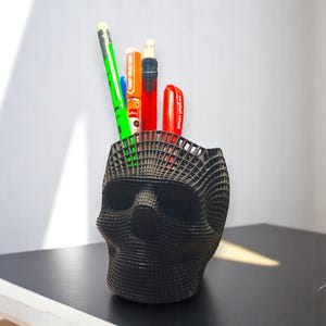 3D Printed Skull Pen Holder: Gothic Desk Organizer