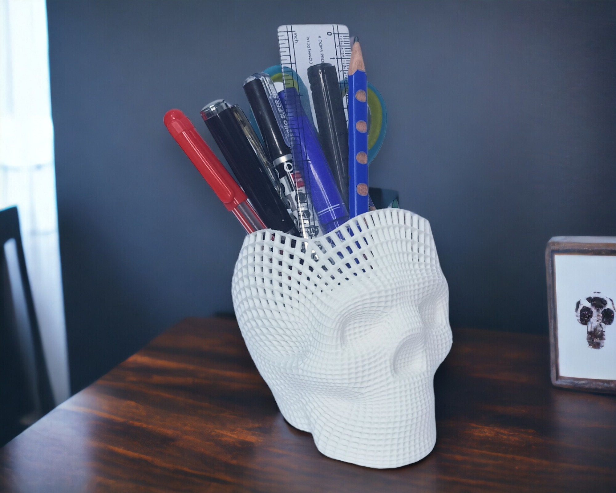 A3DG Decorhome 3D Printed Skull Pen Stand Art Piece Desk Office Home