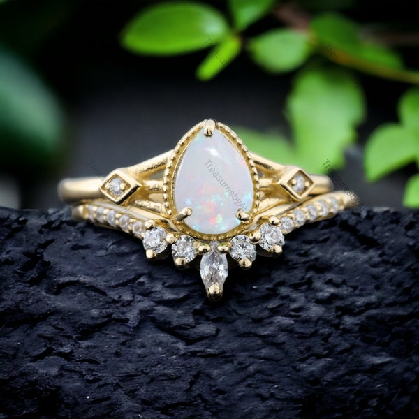 Pear Shaped Opal Engagement Ring Set Vintage Yellow Gold Jewelry Marquise Diamond Cluster Unique Matching Band Anniversary Gift for Her