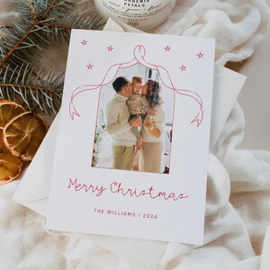 Minimale Schleife Weihnachtskartenvorlage mit Foto, süße frohe Weihnachtskarte, minimalistischer Winterurlaub, bearbeitbare Canva-Vorlage, 5x7, A5