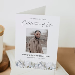 Mountain Funeral Memorial Program, bewerkbare overlijdensadvertentiesjabloon, tweevoudig, bos, rustieke brochure serviceaankondiging, Instant Canva Download