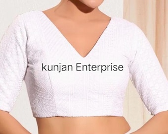 Blusa de georgette Chikankari blanca, hecha a medida: escote en V y mangas hasta el codo
