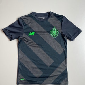 Create custom Celtic FC jersey 2018/19 with your name