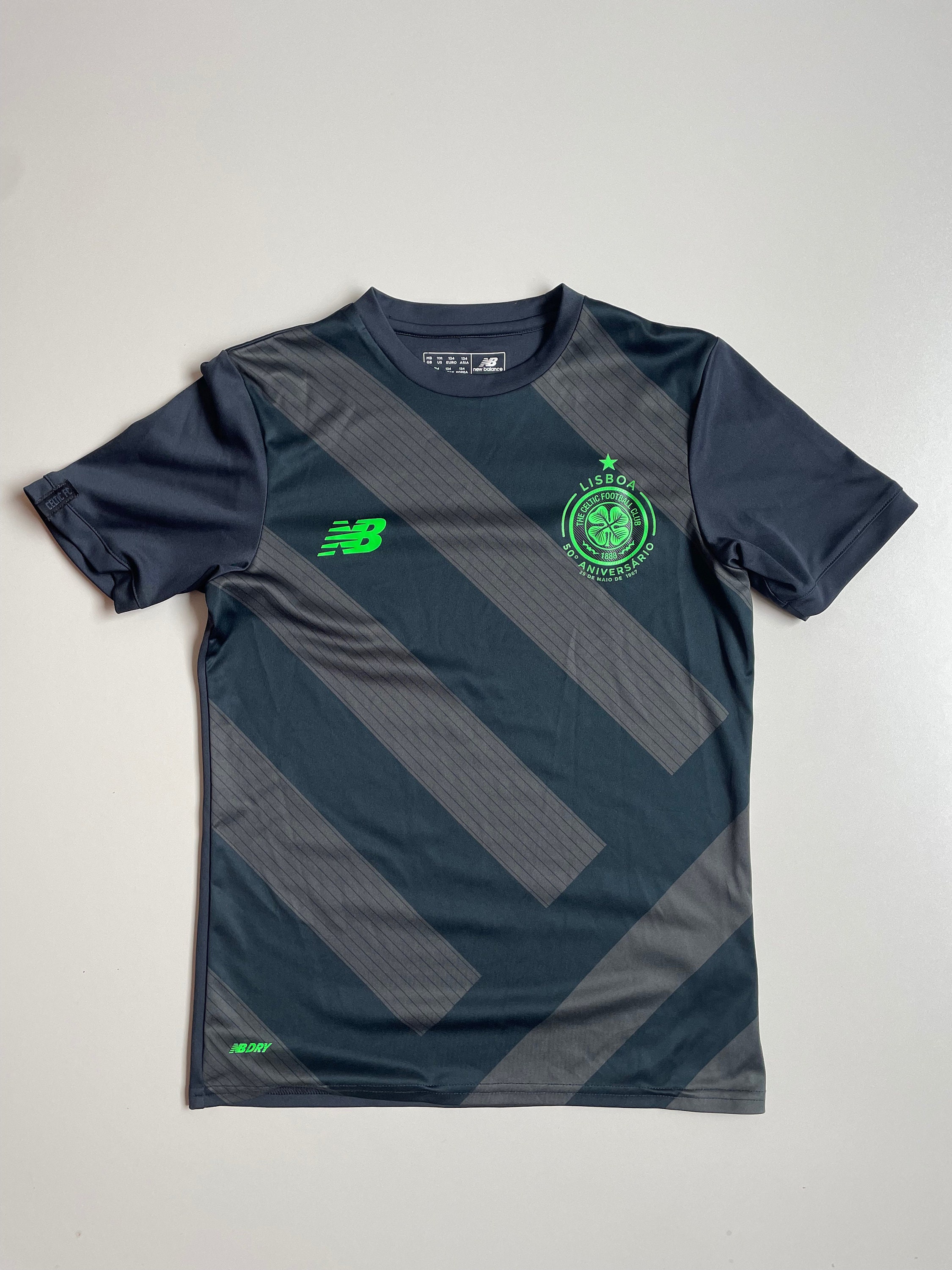  New Balance Women's Celtic FC Short Sleeve Jersey, Home, 6 :  Sports & Outdoors