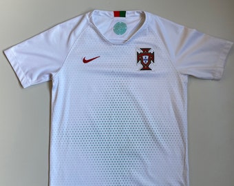 Portugal 2018 Away Jersey - Youth M 137-147cm Size - Excellent Condition - World Cup Football Memorabilia