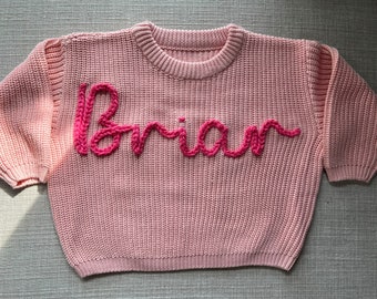 Handgestickter Baby Pullover, personalisiertes Geschenk für Kleinkinder