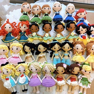Set of 12 crochet princess dolls, princess doll for milestone pictures , princess gift for girls, handmade baby doll, snow white, Moana
