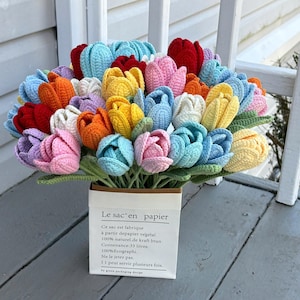 Crochet tulip for home decor, flower bouquet, tulip flower, handmade flower, aniversary flower gift, wedding flower, mothers day gift