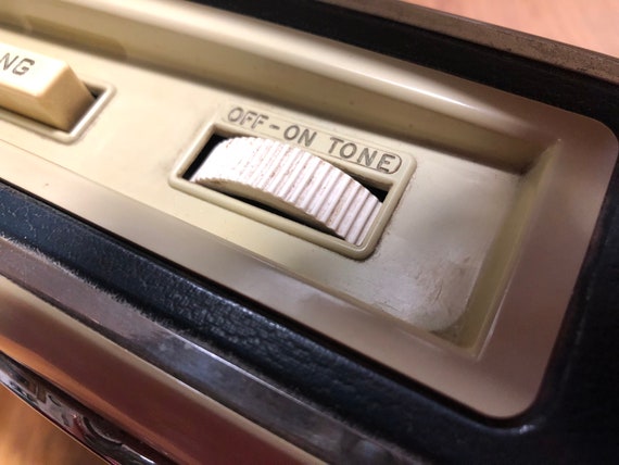 Vintage Original Bush Radio From the 1960s Model TR82C (this