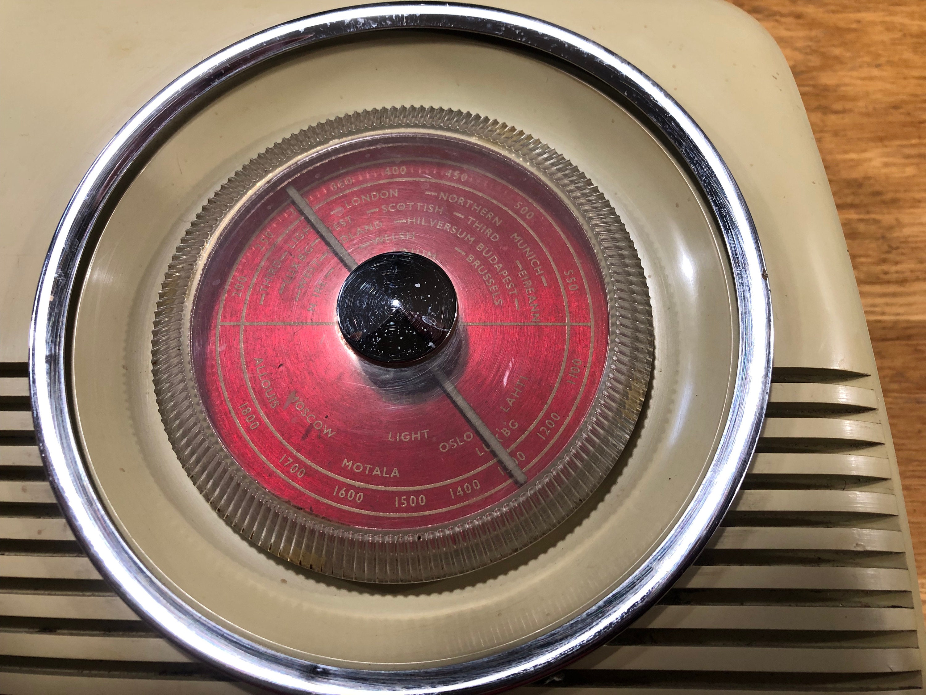 Vintage Original Bush Radio From the 1960s Model TR82C (this