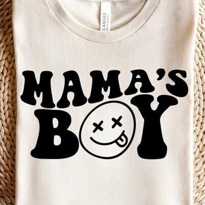 Mamá's Boy SVG PNG, Kids Svg, Retro, Boys Shirt Svg, Funny Kids Quote, Wavy Letters, Kids Png File for Sublimation, Svg file for Cricut
