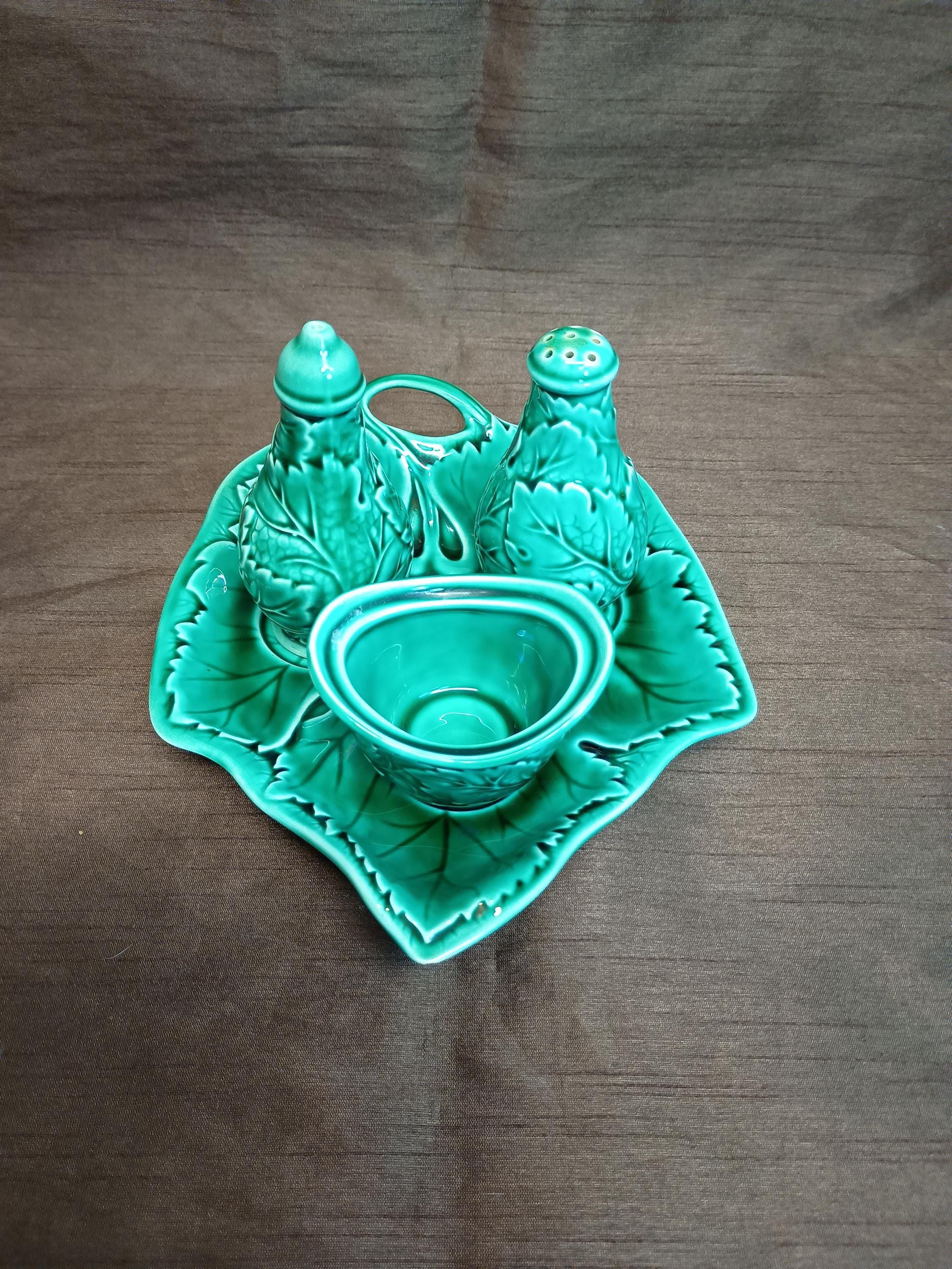 ウェッジウッド 1900年代中盤　マジョリカ焼き Green Leaf5枚セット Rare Antique Wedgwood Green Majolica Cabbage Leaf Cruet Set - Etsy