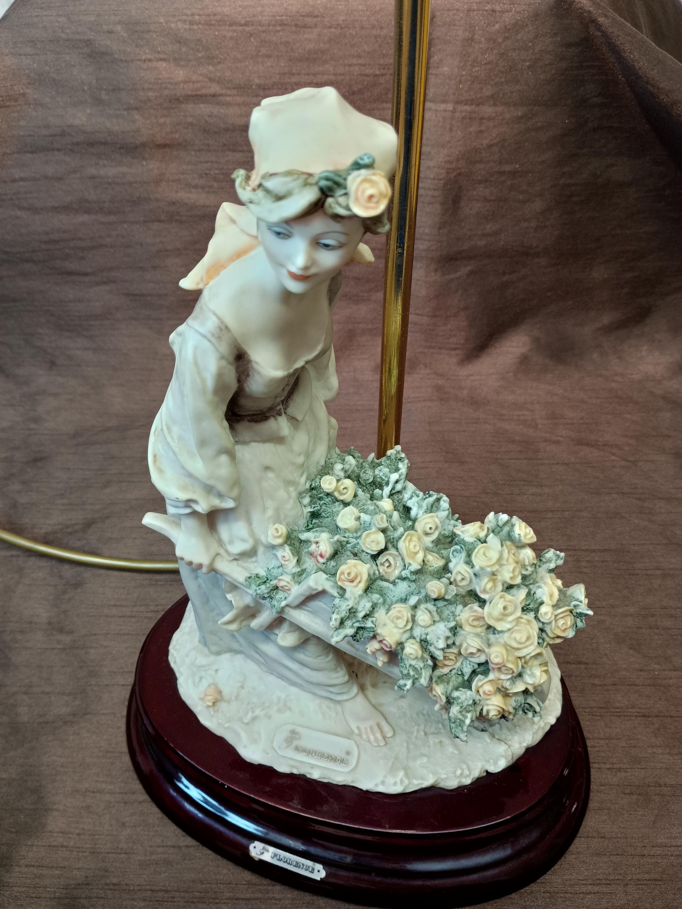 Signed Vintage Florence Giuseppe Armani Lamp Capodimonte. Lady