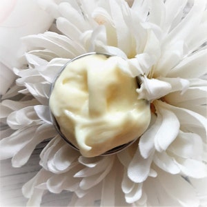 Face Super Moisturizer with Sasanqua Oil| | Sensitive  and Combination Skin | Organic | Revitalizing | Hydrating | De-puffing