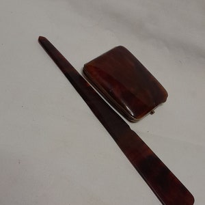 Estuche/portatarjetas vintage de concha de tortuga sintética y abridor de cartas, perfecto para una casa de estilo victoriano o art déco